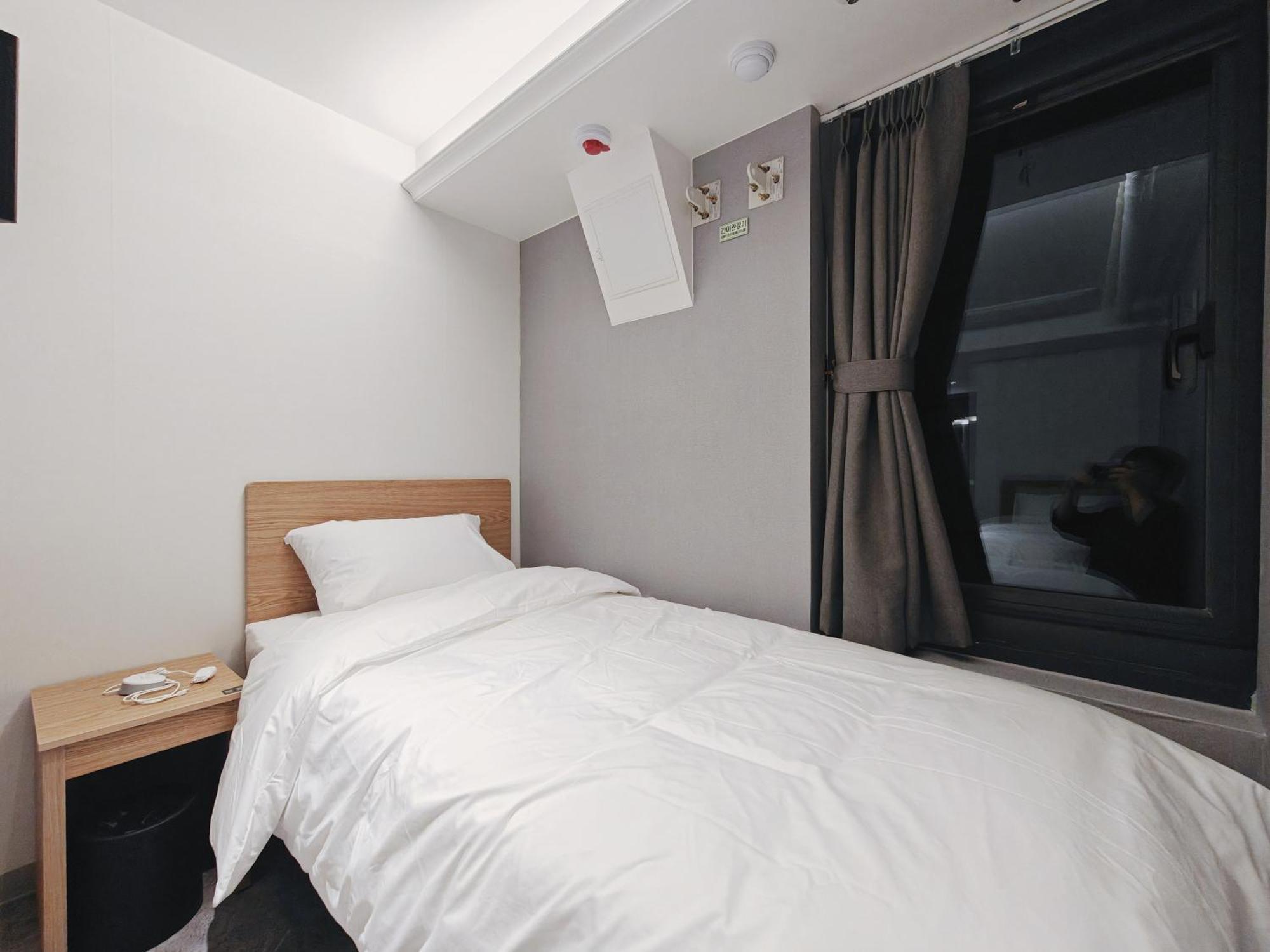 L Hostel سيول المظهر الخارجي الصورة
